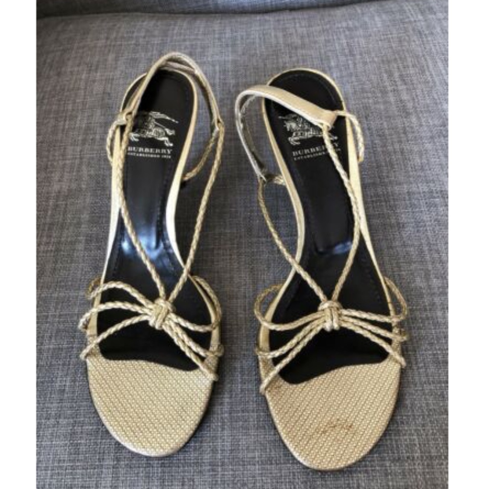 Burberry Italian Gold Strappy Sandals IT 35.5 /5.5